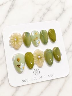 ✨ Handmade Luxury Press-On Nails | $15 | Buy 2 Get $3 Off ✨
