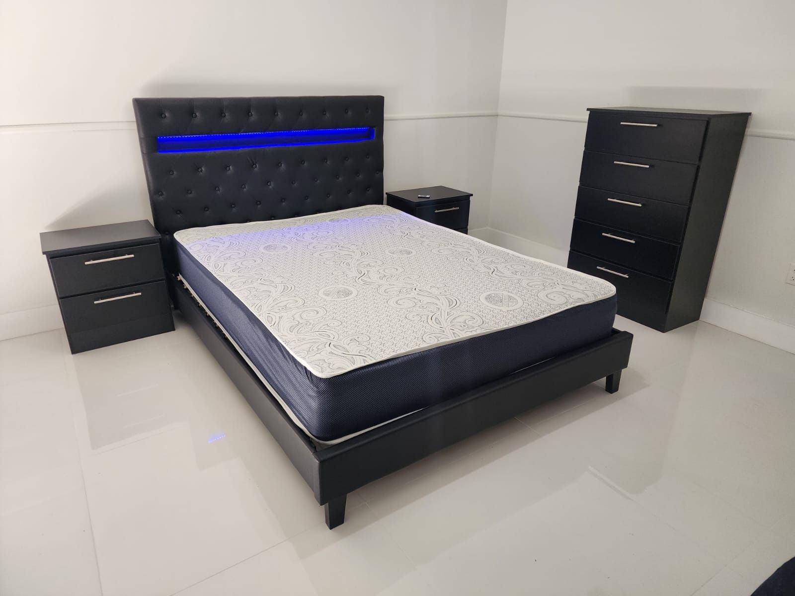Brand New Queen Bedroom Set with Mattress / Juego de Cuarto Queen con Colchon Nuevo … Fast 🚚