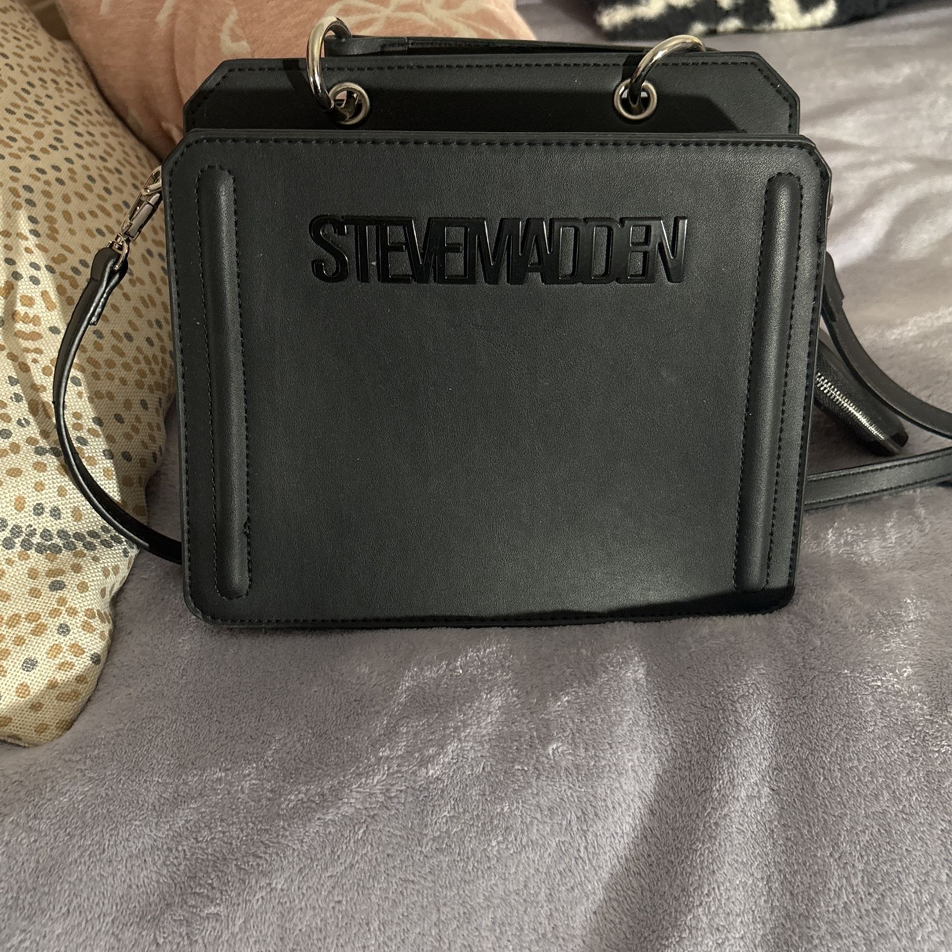 Steven Madden Bag