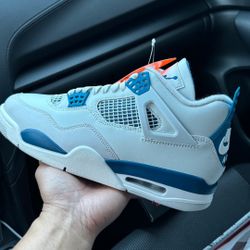 Jordan 4 Military Blue (2024)