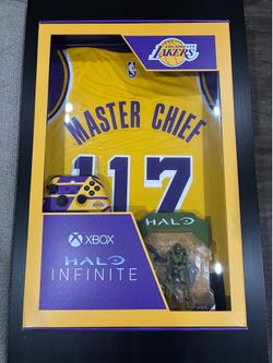 Limited Edition Los Angeles Lakers Master Chief 117 Halo Infinite Bundle - Size XL (2021)