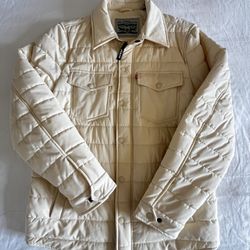 Levi’s Light Puffer Jacket