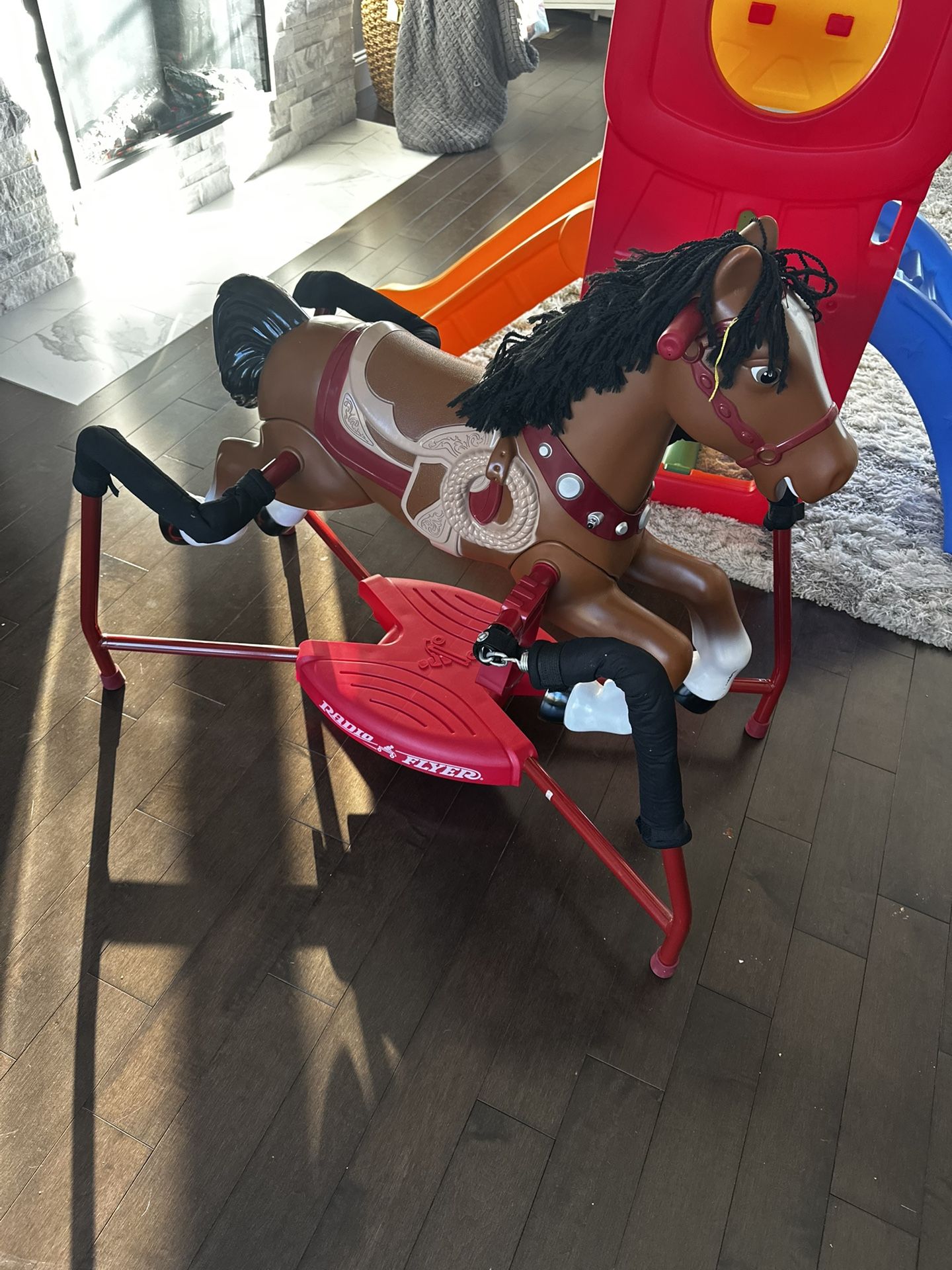 Radio Flyer Interactive Horse