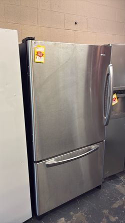 Like new Amanda stainless steel refrigerator