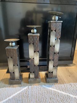 Beautiful Metal Candle Holder Set