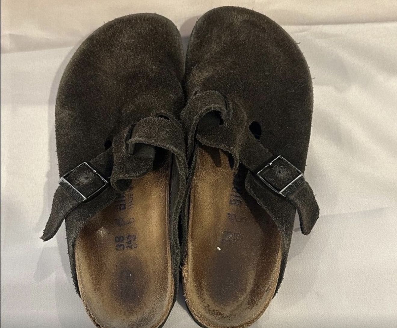  Birkenstock Dark Brown Suede Clogs