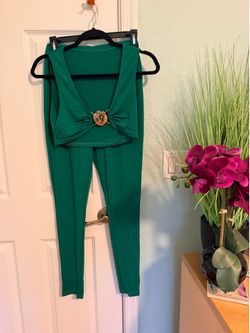 Two piece Green outfit!