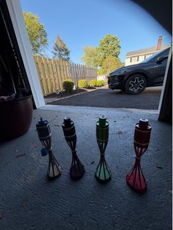 Mini table tiki’s