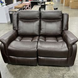 Recliner And Rocking Loveseat / Sillón reclinable y mecedora