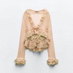 Zara Crochet Long Sleeve Beige Top Size Small NWT Brand New