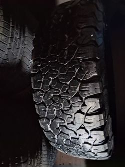 275 70 18 Bfgoodrich