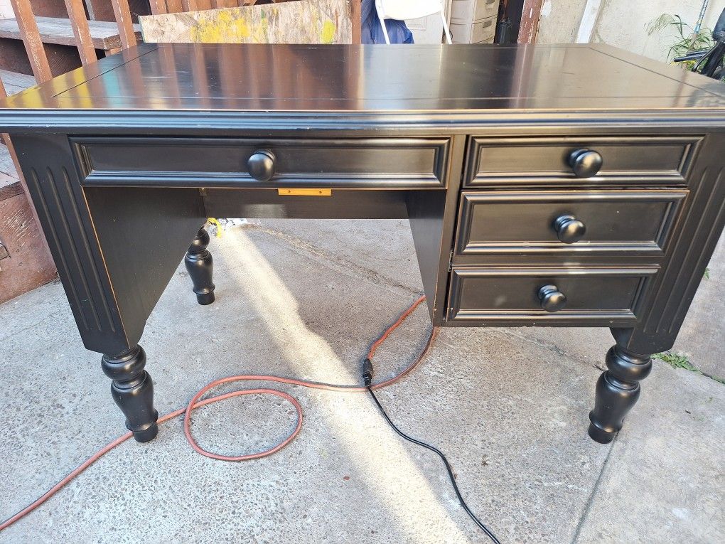 Ballard Designs Desk ,in Great Shape 250 Obo