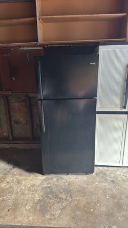 Frigidaire refrigerator