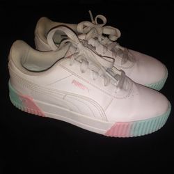 Puma Sneakers