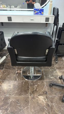 Black Leather Salon Barber Chair