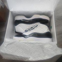 Nike Air Jordan 11 Retro DMP Gratitude Defining Moments Black White - Size 13 Men