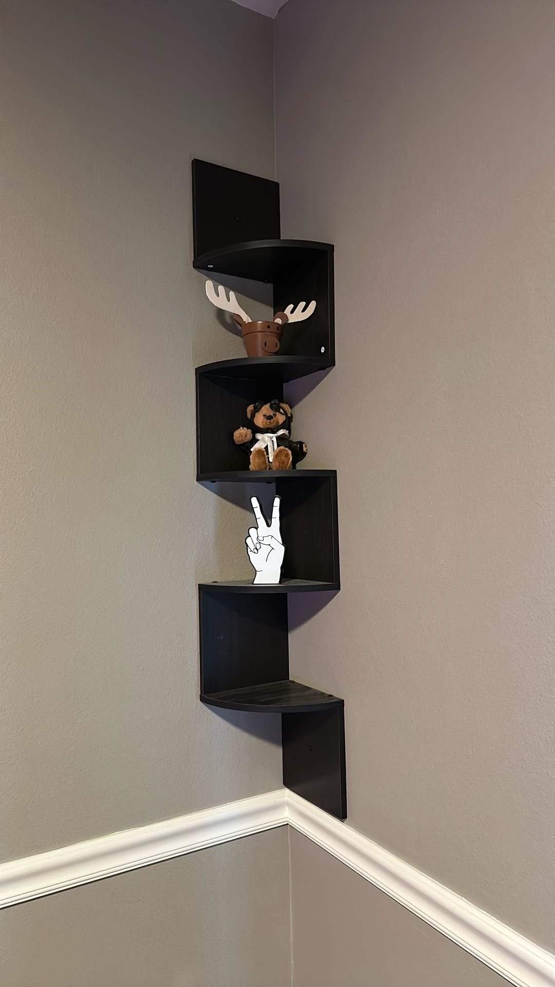 Corner Shelf