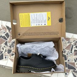 Dr.Martens Shoes