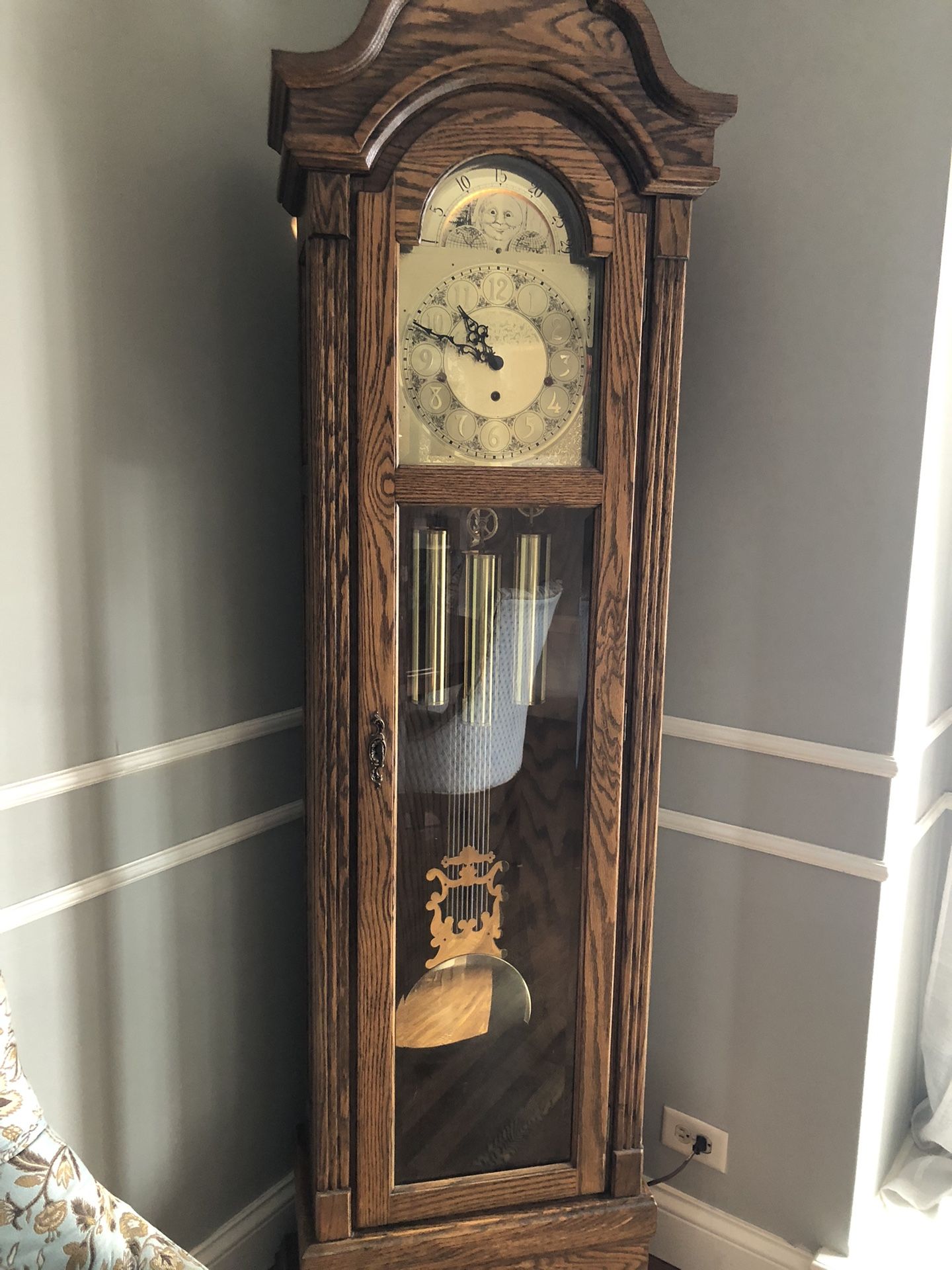 Grandfather Clock. Working Great. Moving!!