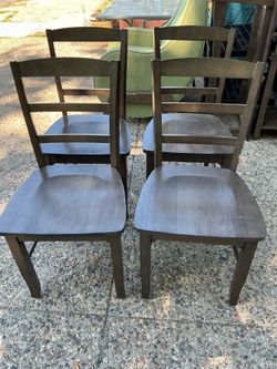 Wooden chairs/ pick up only/ first come first serve