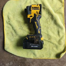 Dewalt 20v Impact Driver With Battery 6.0(ATOMIC)