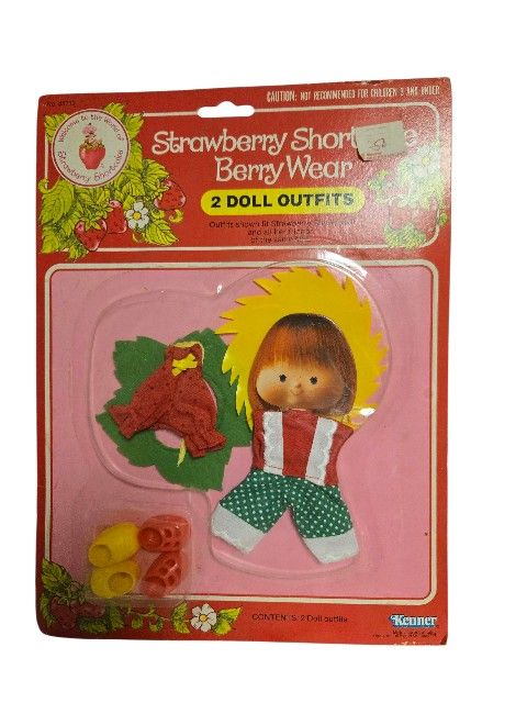 Strawberry shortcake vintage doll clothes 1981. New unopened
