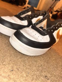 Air Force 1 “Black Gold”
