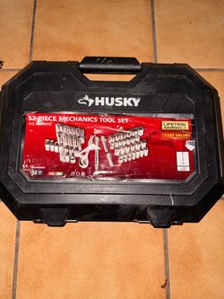 Husky mechanic socket set 51 pc.
