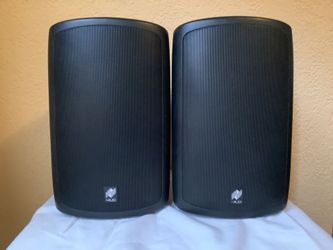 Niles OS7.5 150 Watt 2-Way Indoor/Outdoor Speakers w/ Mounting Brackets