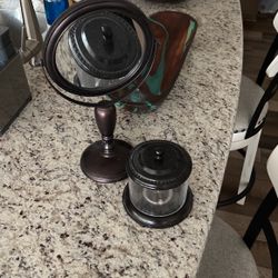 Antique Rubbed Bronze Bathroom Accessories 