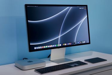Apple Studio Display (LIKE NEW)