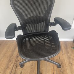 Aeron chair W/ Lumbar Support