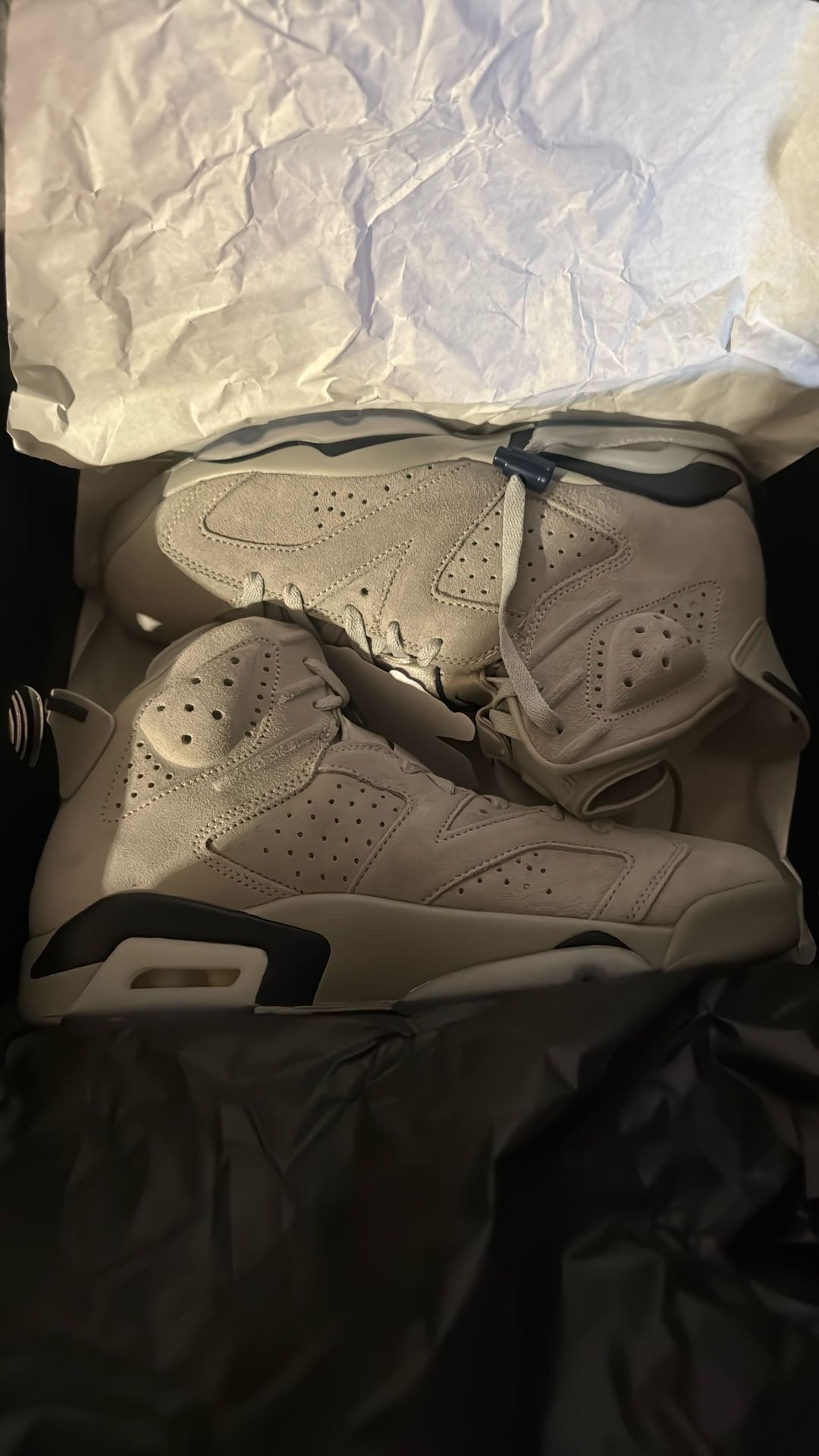Georgetown 6s Size 10