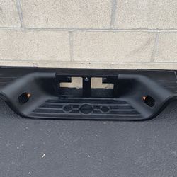 2014-2021 Toyota Tundra Rear Bumper Step Pad Molding Trim Oem