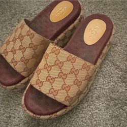 Gucci Slides 