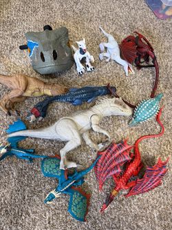 How to train your Dragon/Jurassic Park movie toys