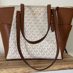 Michael Kors Signature Tote