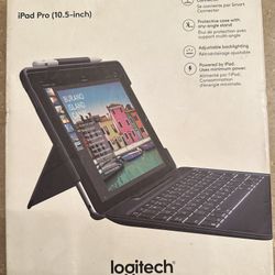 Logitech Slim Combo Case iPad Pro 10.5
