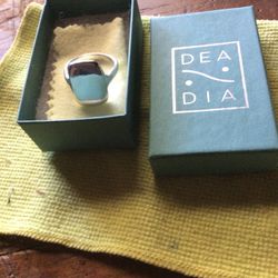 NEW DEA/DIA I got Ring (retail $110)