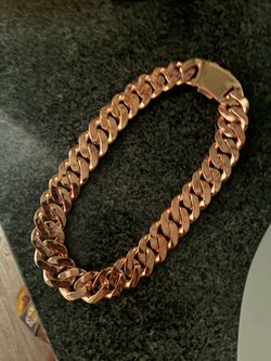 Cuban link rose gold 22mm iced out 18 inches