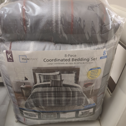 Brand new King Size 8 pieces Comforter set