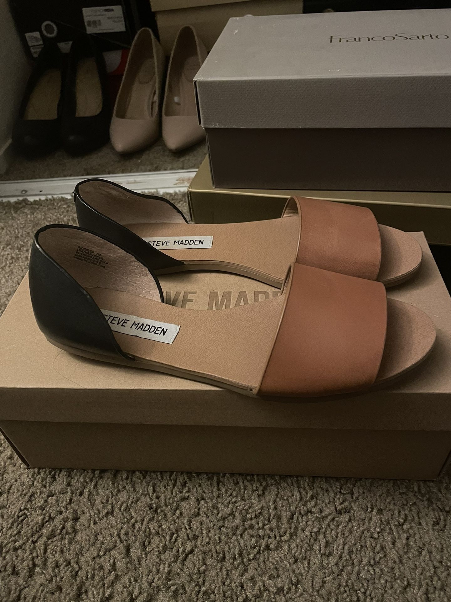 Steve Madden Open Toe Flats 