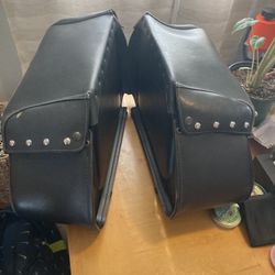 Vulcan Leather  Saddle Bags