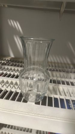 Clear Glass Flower Vase