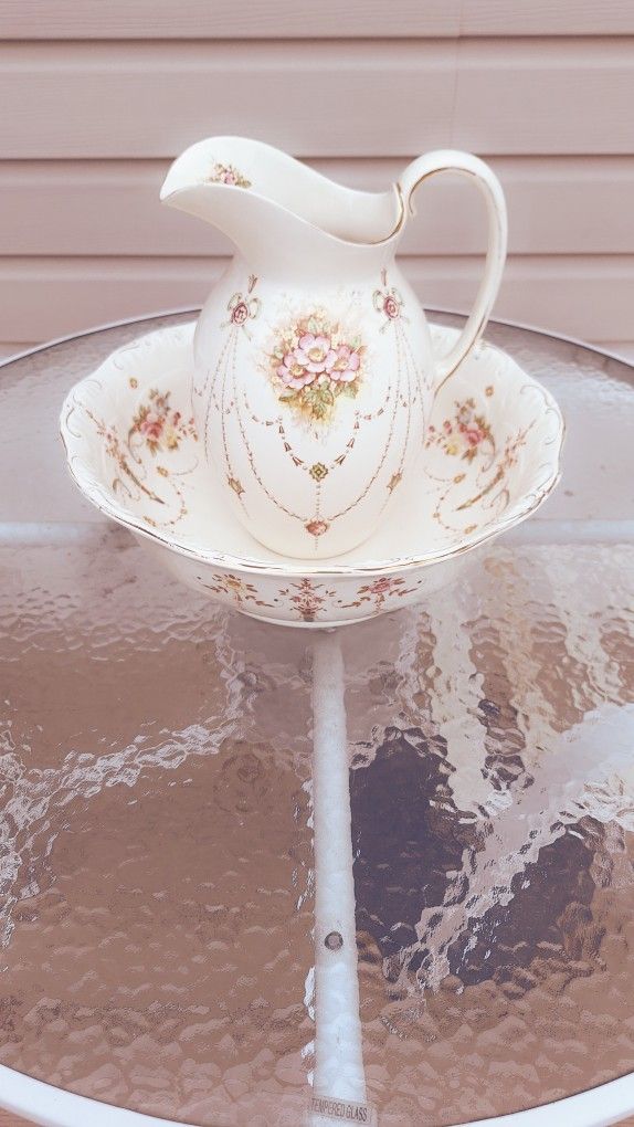Vintage Water Basin & Pitcher