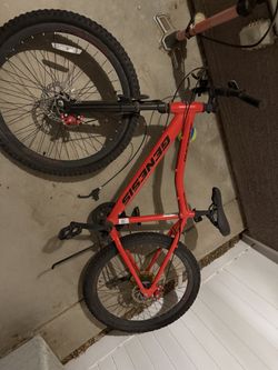 Red Bike 24’ Blue Bike 26’