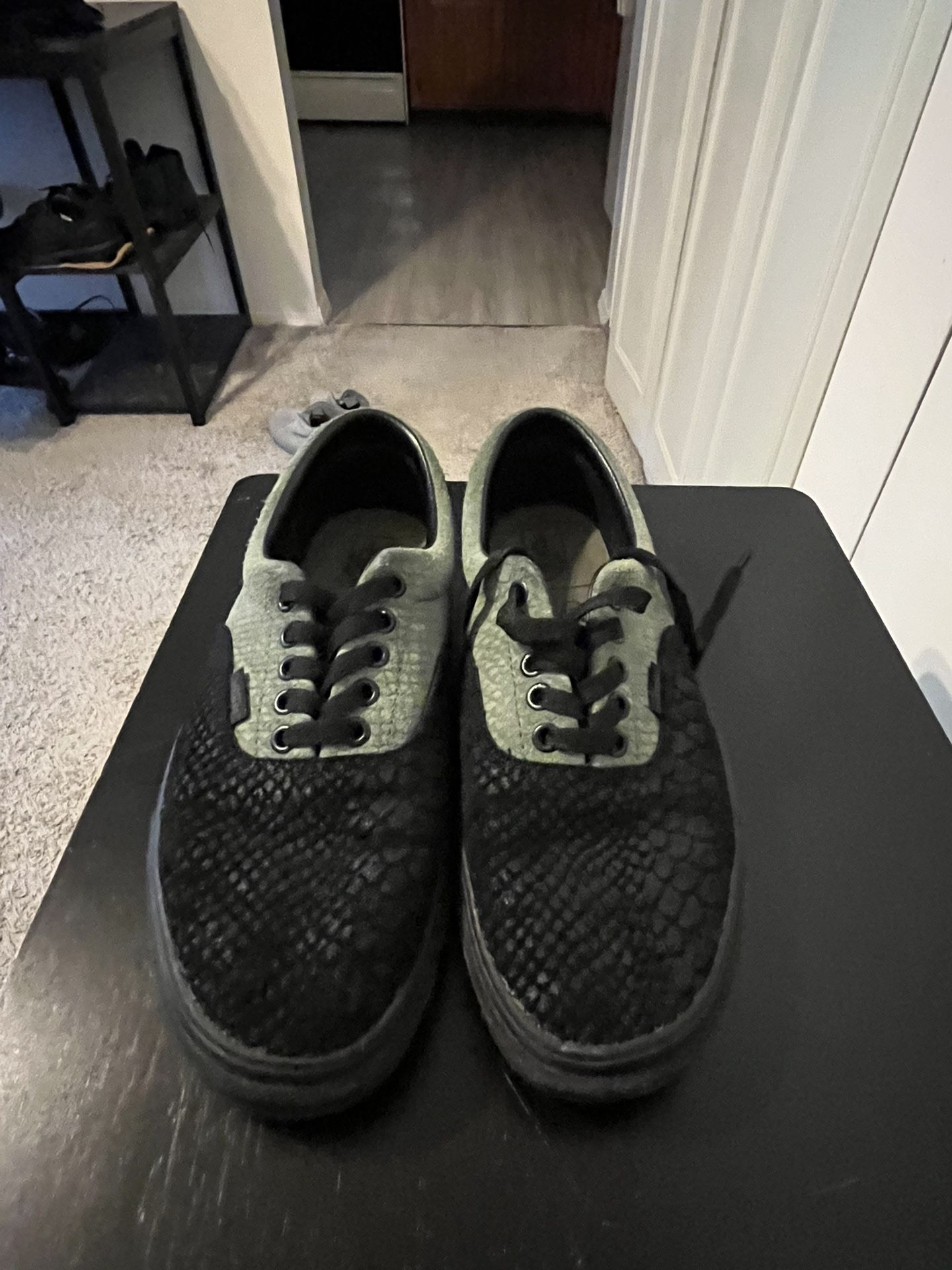 Men’s Shoes