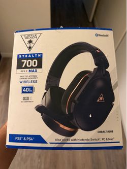 Wireless gaming headset