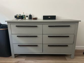 Bedroom wood dresser