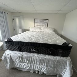 Puffy Monarch Mattress, King, Like New, Perfect Condition